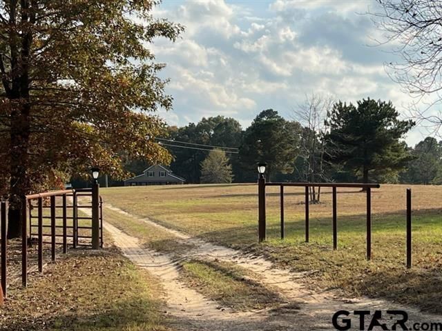 19732 CR 366, Winona, TX 75792