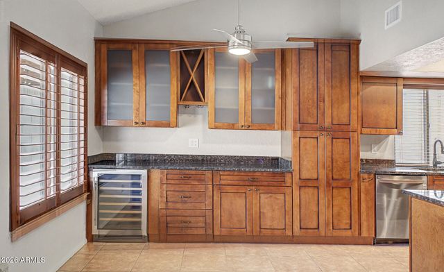 2208 E HEARN Road, Phoenix, AZ 85022