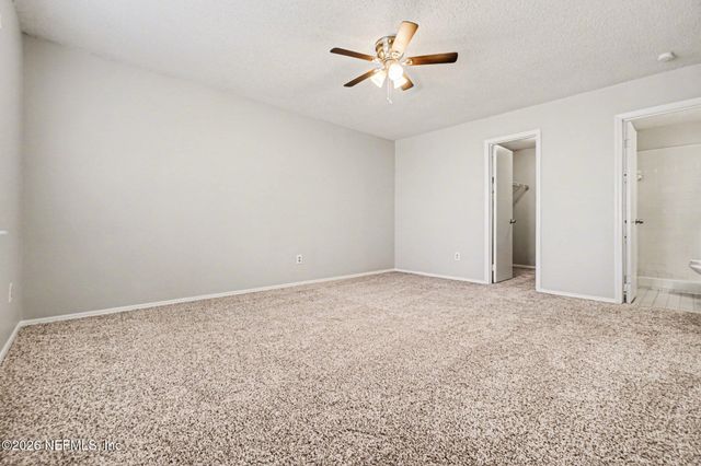 562 JAMES WILSON Circle, Orange Park, FL 32073