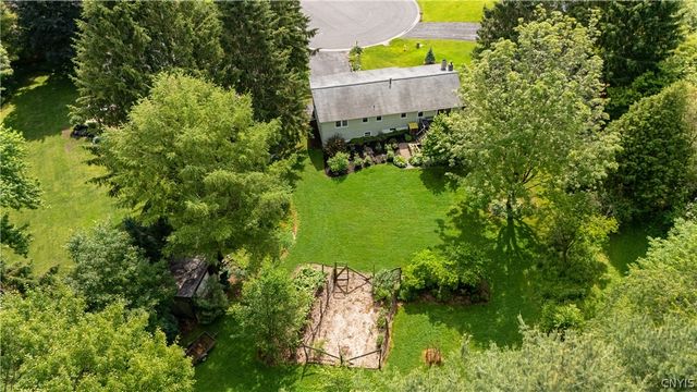 3991 Foothill, Onondaga, NY 13215