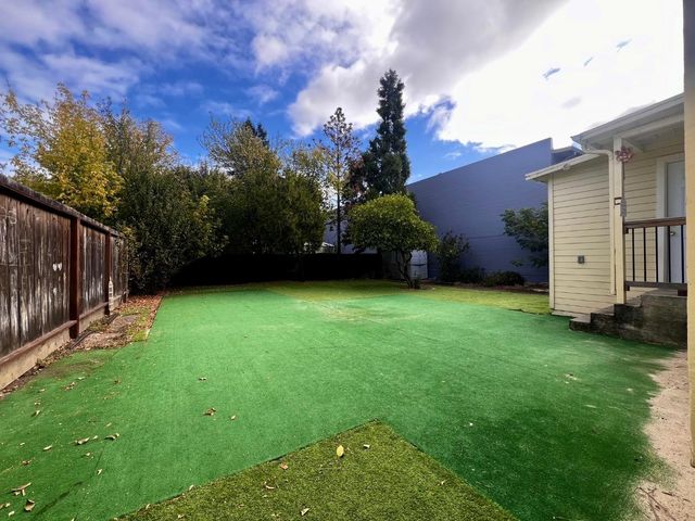 1518 Stafford Street, Redwood City, CA 94063