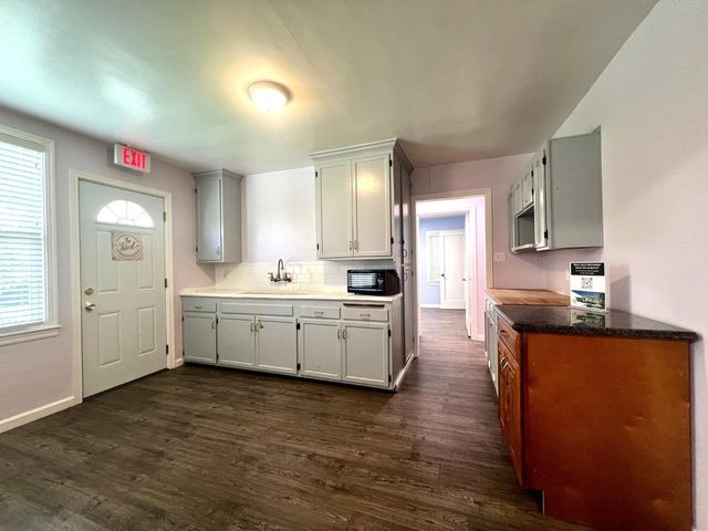 1518 Stafford Street, Redwood City, CA 94063