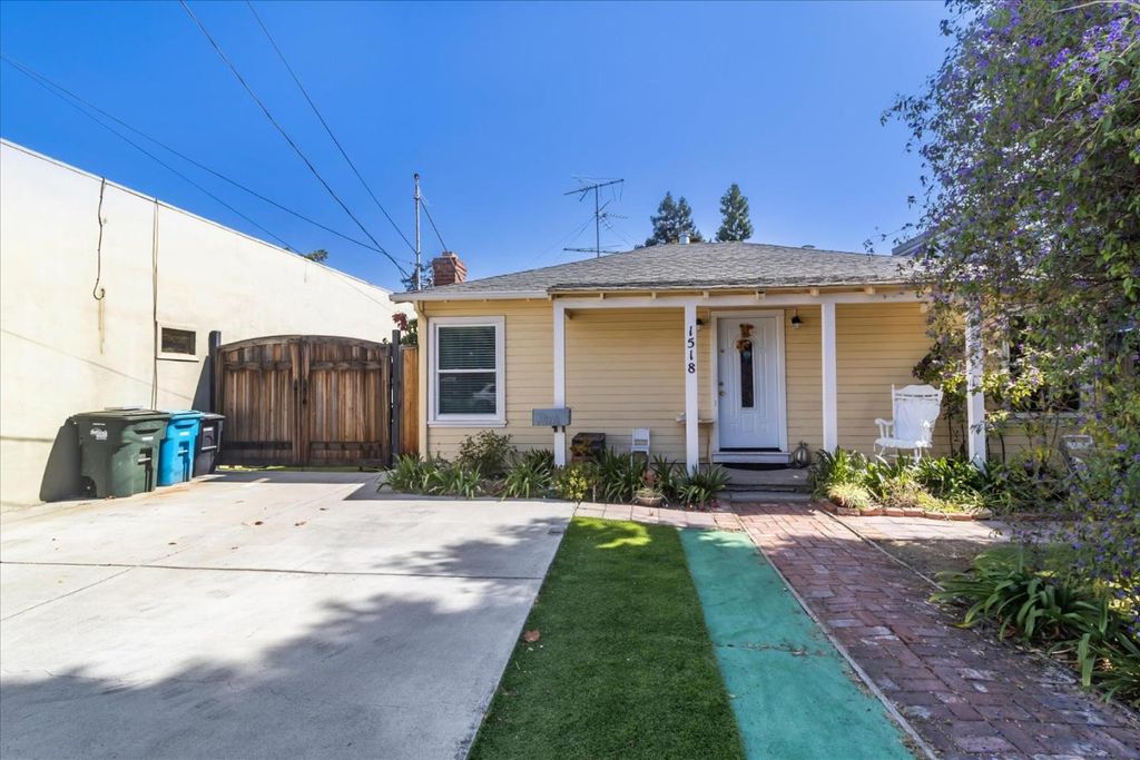 1518 Stafford Street, Redwood City, CA 94063