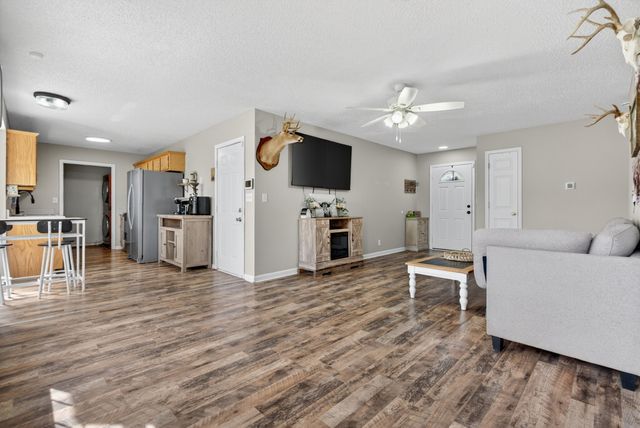 313 Congressman Dr, Clarksville, TN 37042