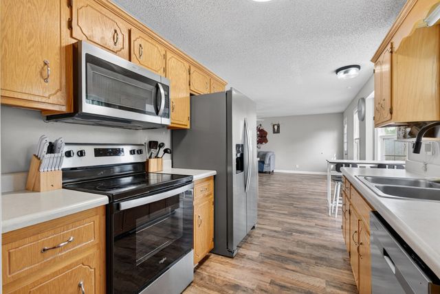 313 Congressman Dr, Clarksville, TN 37042