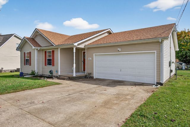 313 Congressman Dr, Clarksville, TN 37042