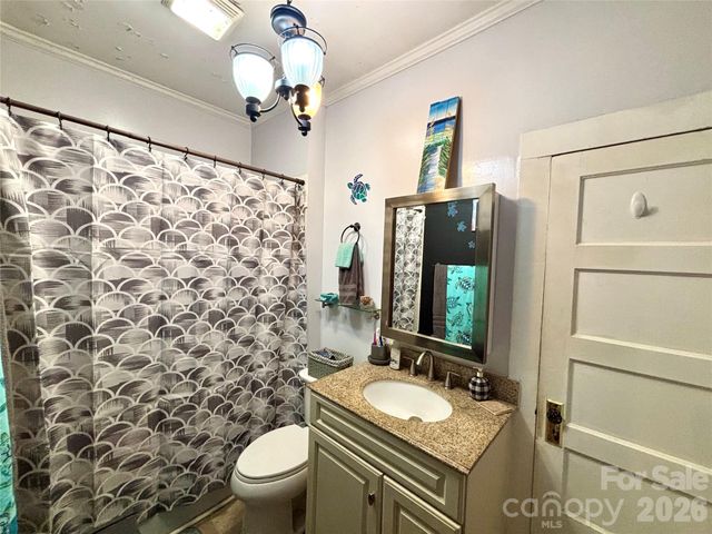 809 W A Street, Kannapolis, NC 28081