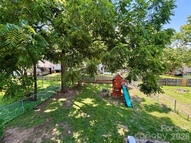 809 W A Street, Kannapolis, NC 28081