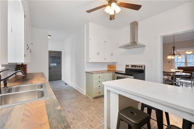 1018 N 12th Street, Independence, KS 67301