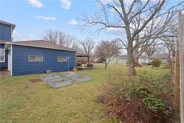 1018 N 12th Street, Independence, KS 67301