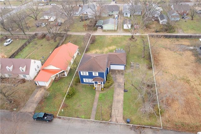 1018 N 12th Street, Independence, KS 67301