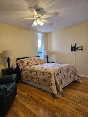 6017 Coral Lake Drive 205, Margate, FL 33063