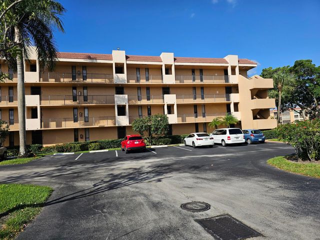 6017 Coral Lake Drive 205, Margate, FL 33063