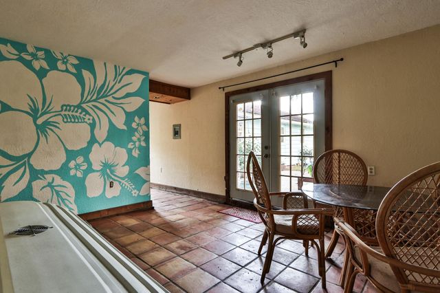 434 Lakeside Drive, Kemah, TX 77565