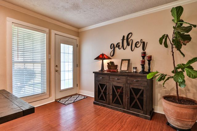 434 Lakeside Drive, Kemah, TX 77565