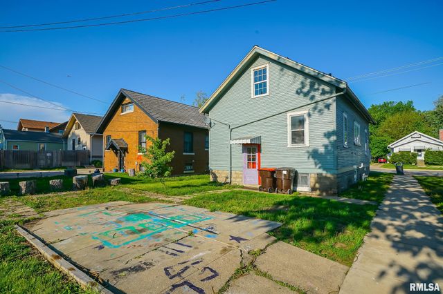 2223 N SHERIDAN Road, Peoria, IL 61604