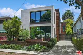 2215 5th Street B, Santa Monica, CA 90405