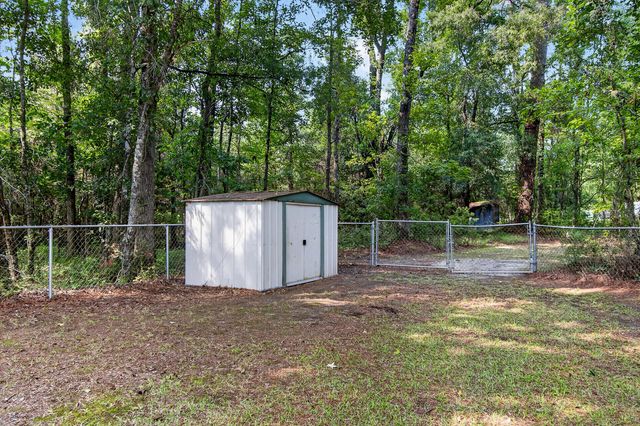 32 Lightsey Quarters Lane, Cottageville, SC 29435
