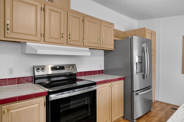 32 Lightsey Quarters Lane, Cottageville, SC 29435