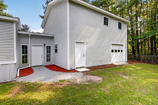 32 Lightsey Quarters Lane, Cottageville, SC 29435