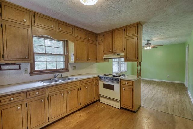 755 Navajo Trail, Covington, GA 30016