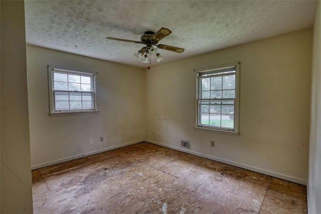 755 Navajo Trail, Covington, GA 30016
