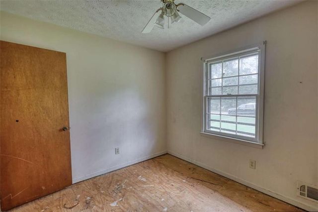 755 Navajo Trail, Covington, GA 30016