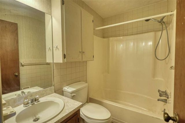 755 Navajo Trail, Covington, GA 30016