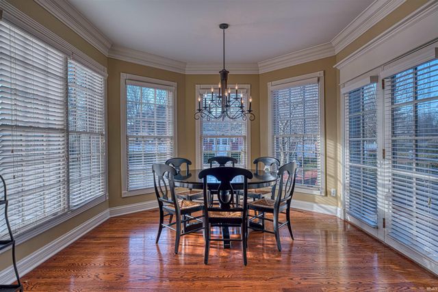 13920 Castle Brook Road, Evansville, IN 47725