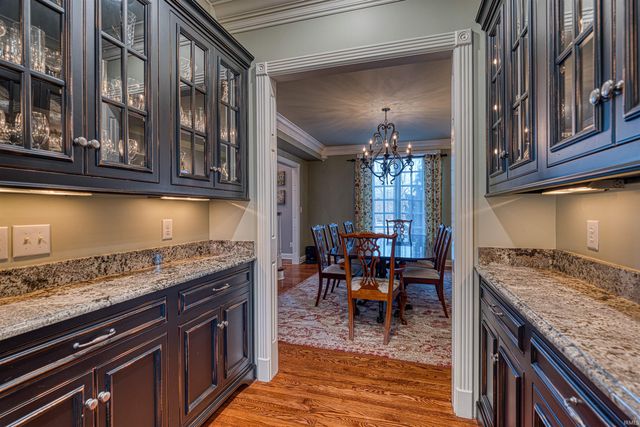 13920 Castle Brook Road, Evansville, IN 47725