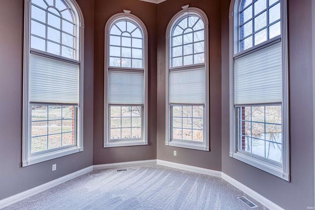 13920 Castle Brook Road, Evansville, IN 47725