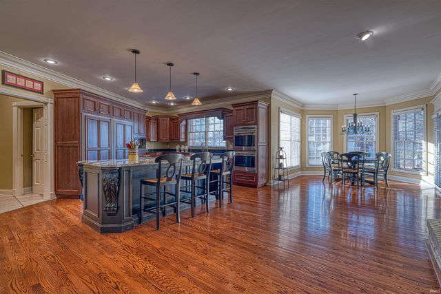 13920 Castle Brook Road, Evansville, IN 47725