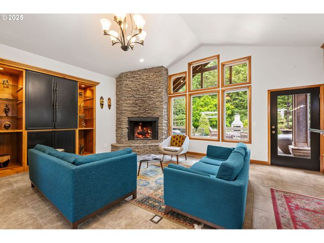 2499 PINE RIDGE Dr, Gearhart, OR 97138