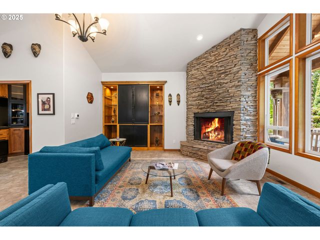 2499 PINE RIDGE Dr, Gearhart, OR 97138