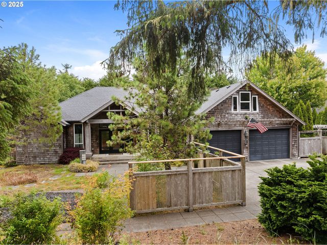 2499 PINE RIDGE Dr, Gearhart, OR 97138