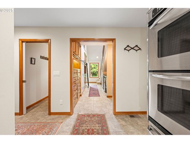 2499 PINE RIDGE Dr, Gearhart, OR 97138