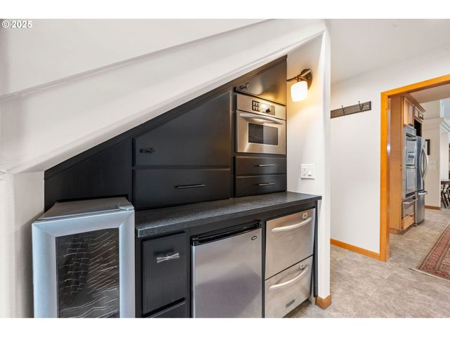 2499 PINE RIDGE Dr, Gearhart, OR 97138