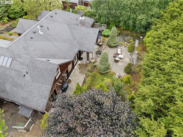 2499 PINE RIDGE Dr, Gearhart, OR 97138