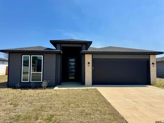 15525 Greenhouse Way, Lindale, TX 75771