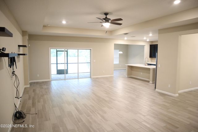 6816 CROSBY FALLS Drive, Jacksonville, FL 32222