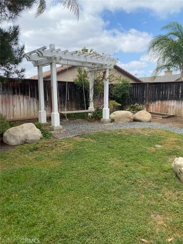 26077 Rojo Tierra, Moreno Valley, CA 92555