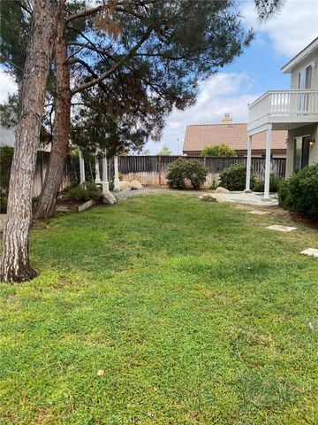 26077 Rojo Tierra, Moreno Valley, CA 92555