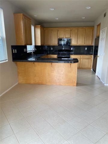 26077 Rojo Tierra, Moreno Valley, CA 92555