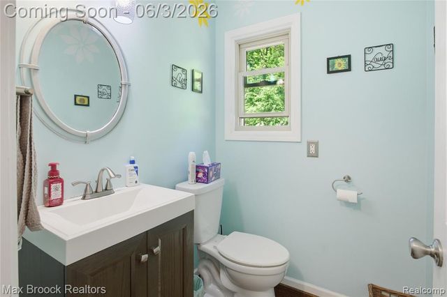 4457 Fettig Trail, White Lake, MI 48383