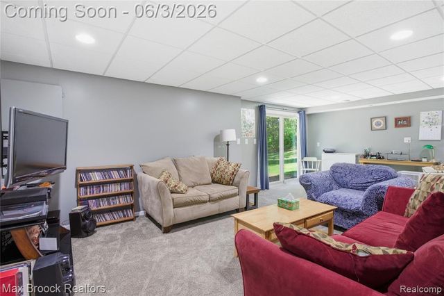 4457 Fettig Trail, White Lake, MI 48383