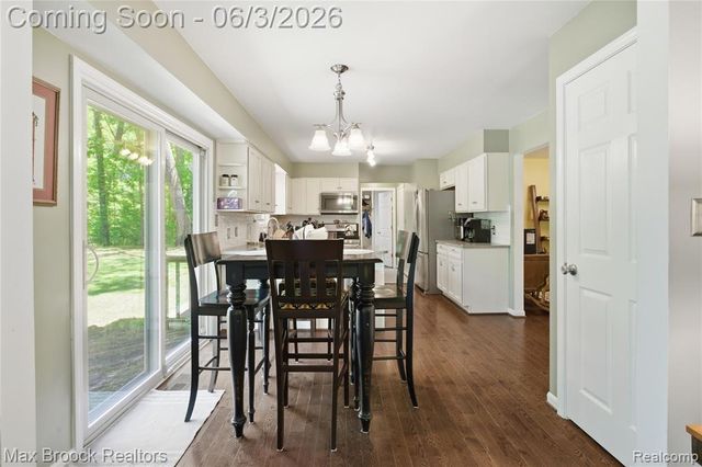 4457 Fettig Trail, White Lake, MI 48383