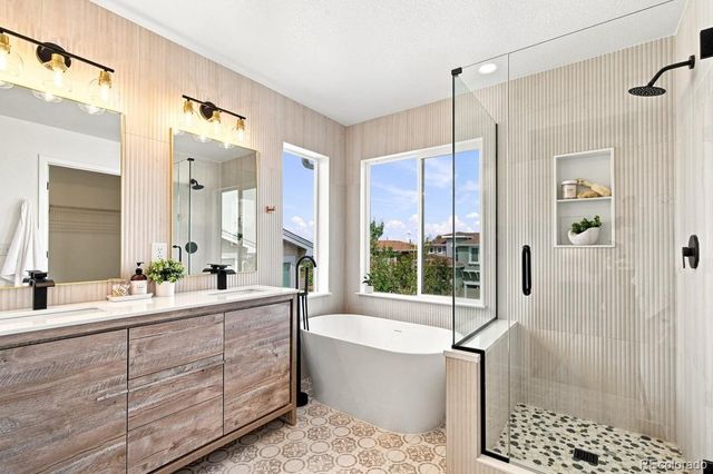 10648 Braselton Street, Highlands Ranch, CO 80126
