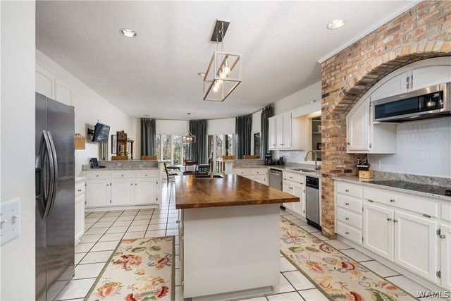 7304 Keel Ct NE, Tuscaloosa, AL 35406