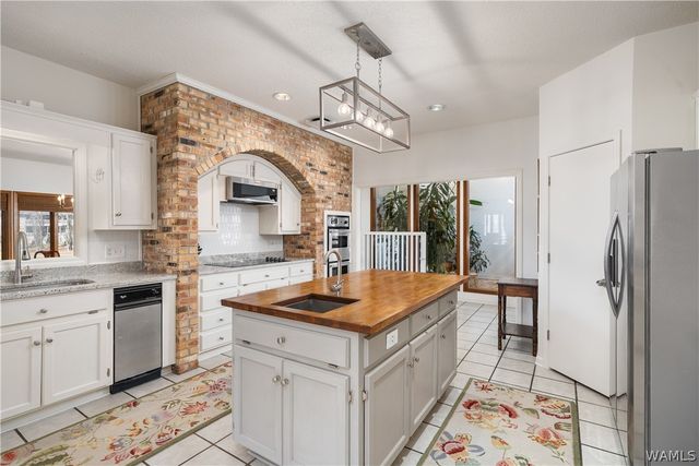 7304 Keel Ct NE, Tuscaloosa, AL 35406