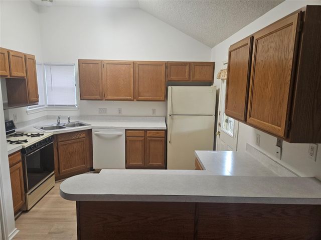 11008 Claywood DR, Austin, TX 78753